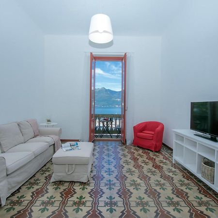 Residenza Oleandro Lake View Luino Center - Happy Rentals ภายนอก รูปภาพ