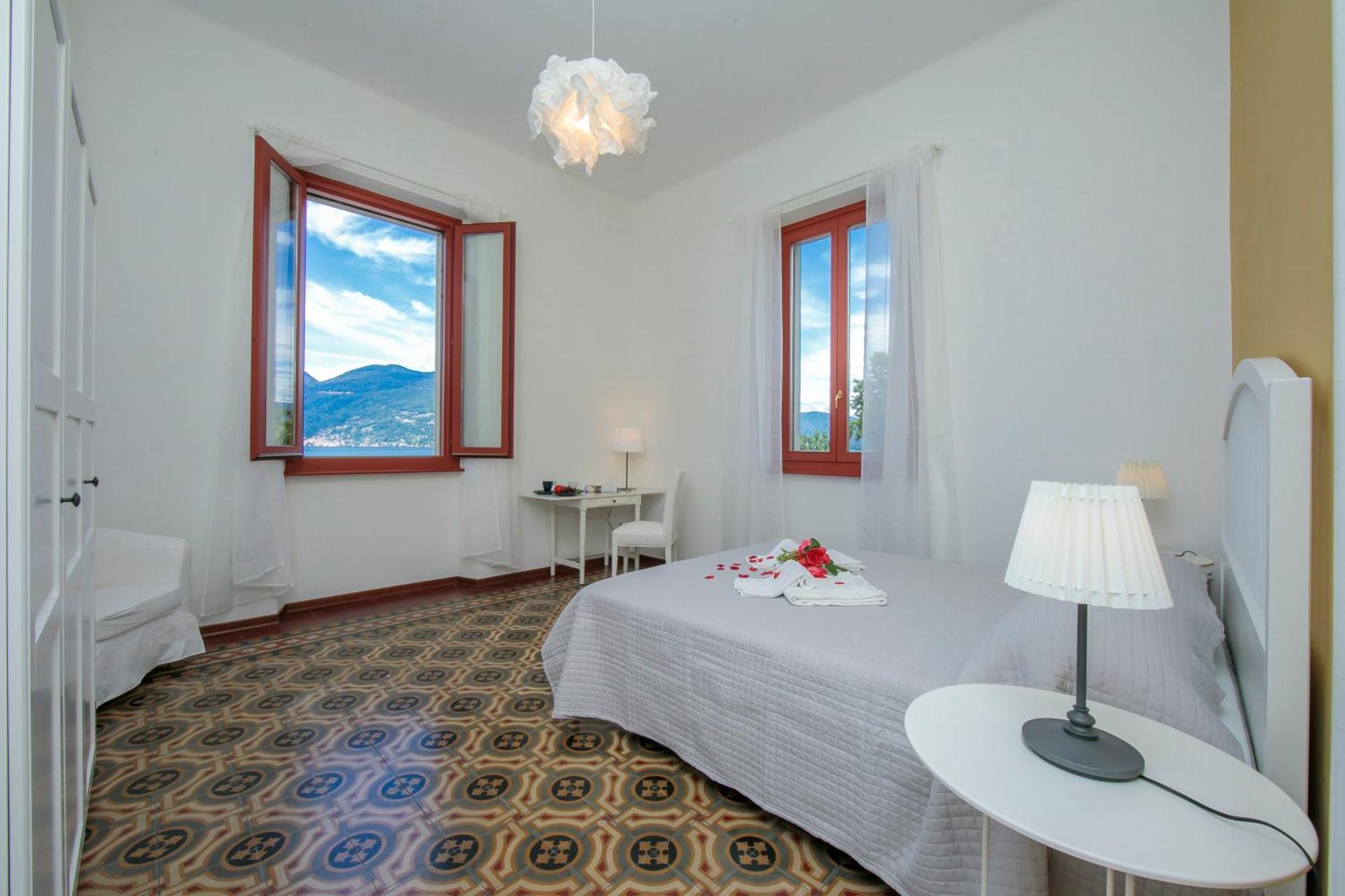 Residenza Oleandro Lake View Luino Center - Happy Rentals ภายนอก รูปภาพ