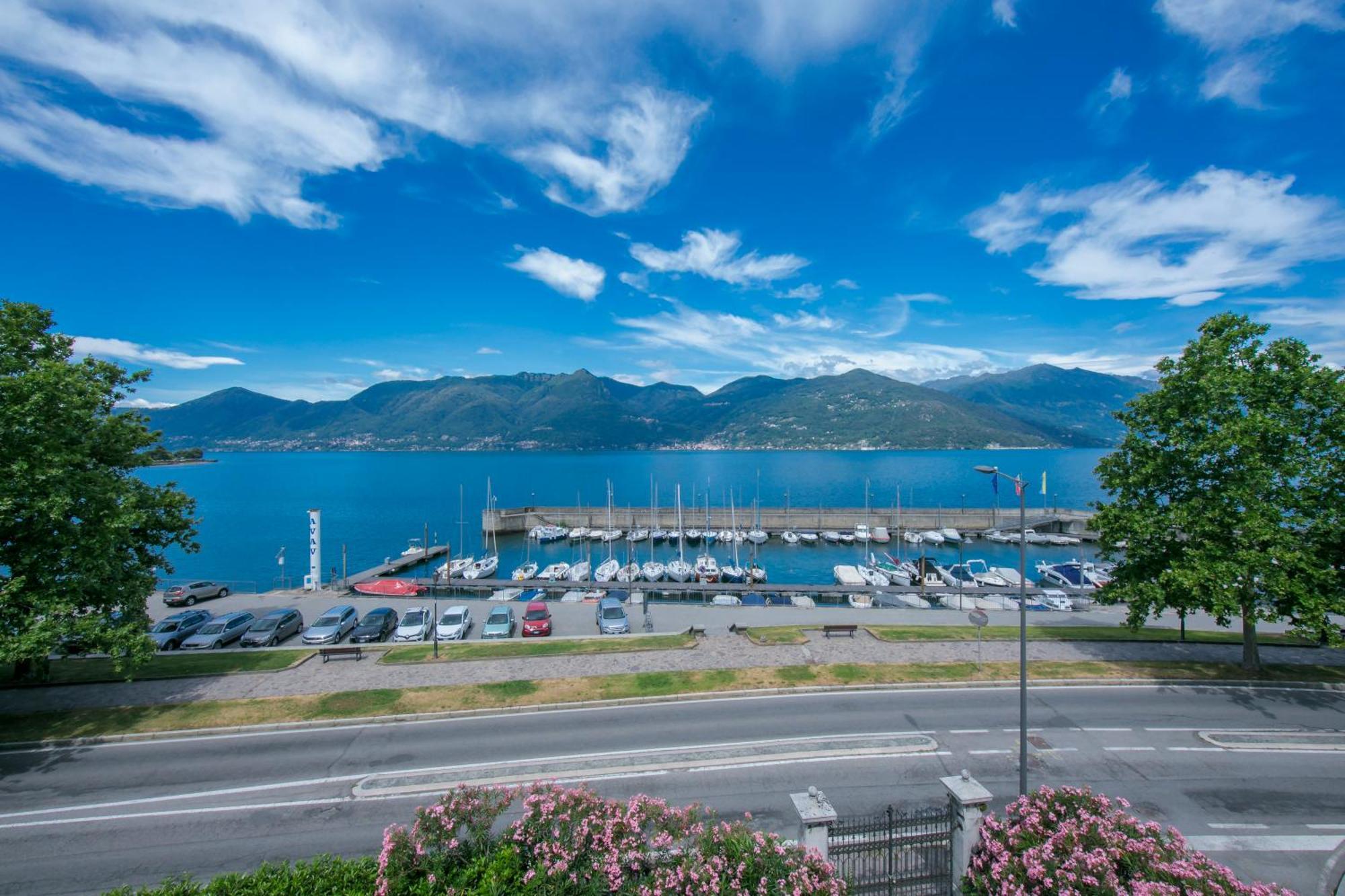 Residenza Oleandro Lake View Luino Center - Happy Rentals ภายนอก รูปภาพ