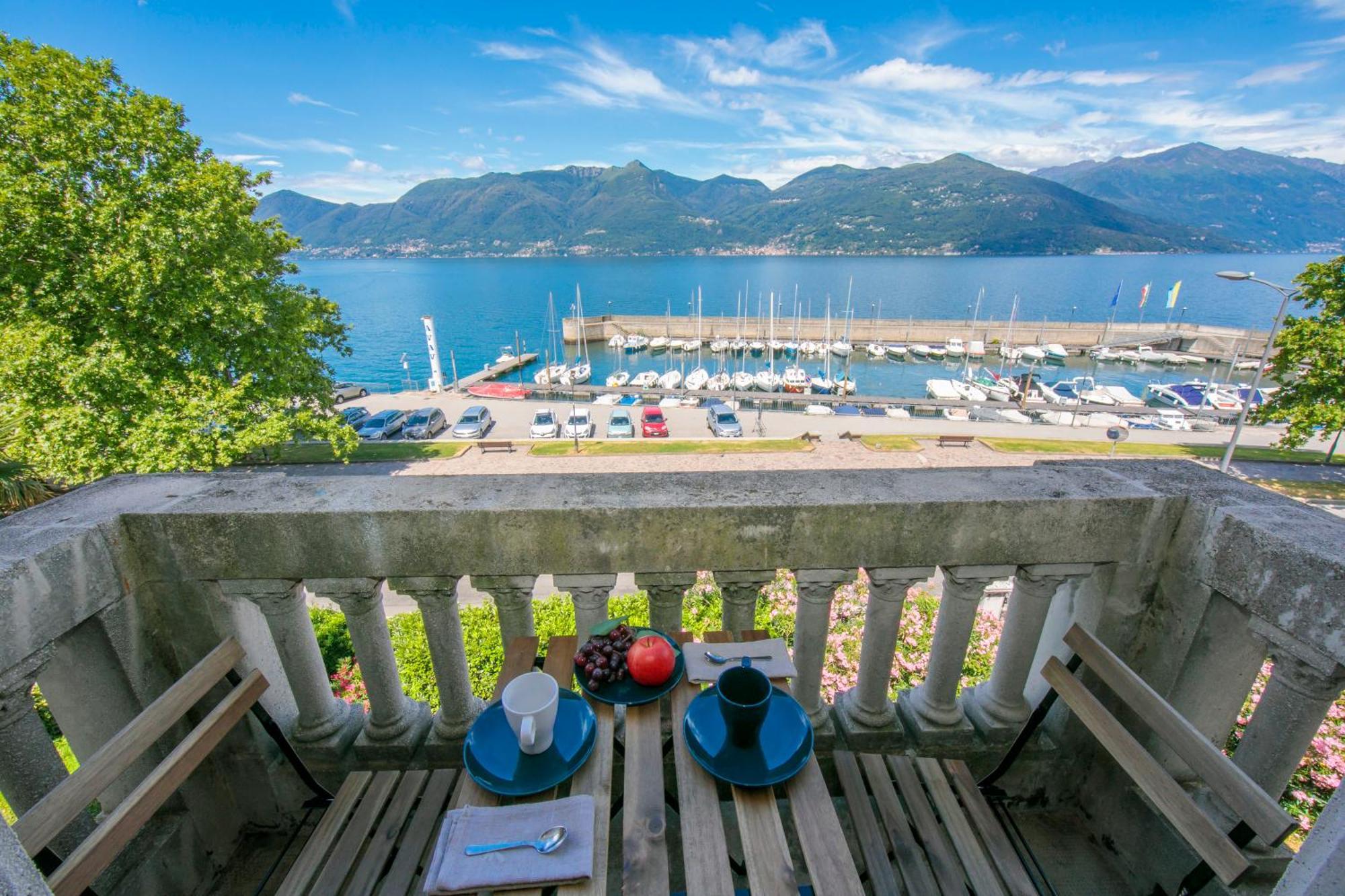 Residenza Oleandro Lake View Luino Center - Happy Rentals ภายนอก รูปภาพ